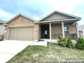 2966 Daisy Meadow in New Braunfels, TX - Building Photo - Building Photo