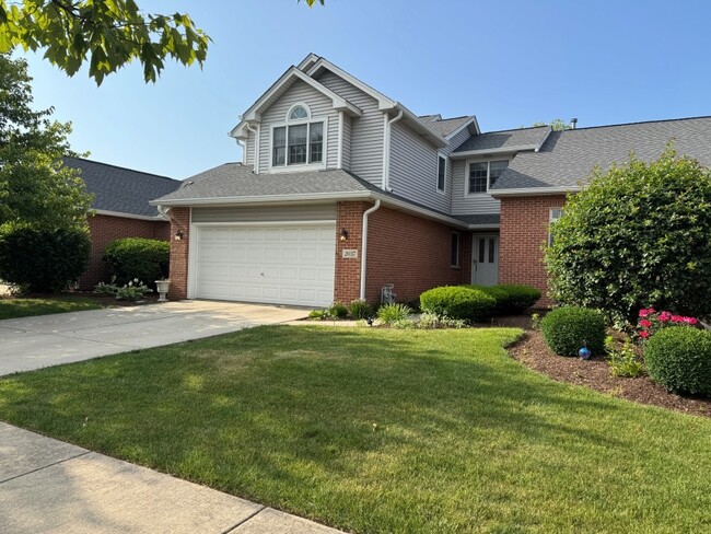 property at 2037 Waterford Ln