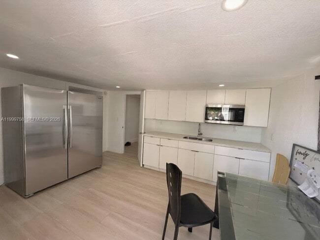 15841 NW 18th Pl in Opa Locka, FL - Building Photo - Building Photo