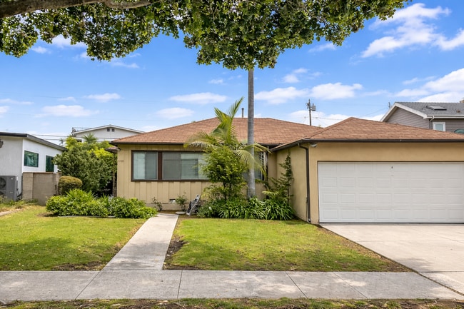 property at 4400 Vinton Ave