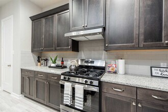 8719 Fox Trail Dr in Missouri City, TX - Building Photo - Building Photo