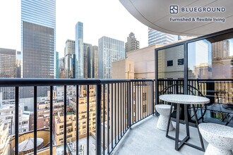 150 E 57th St in New York, NY - Building Photo - Building Photo