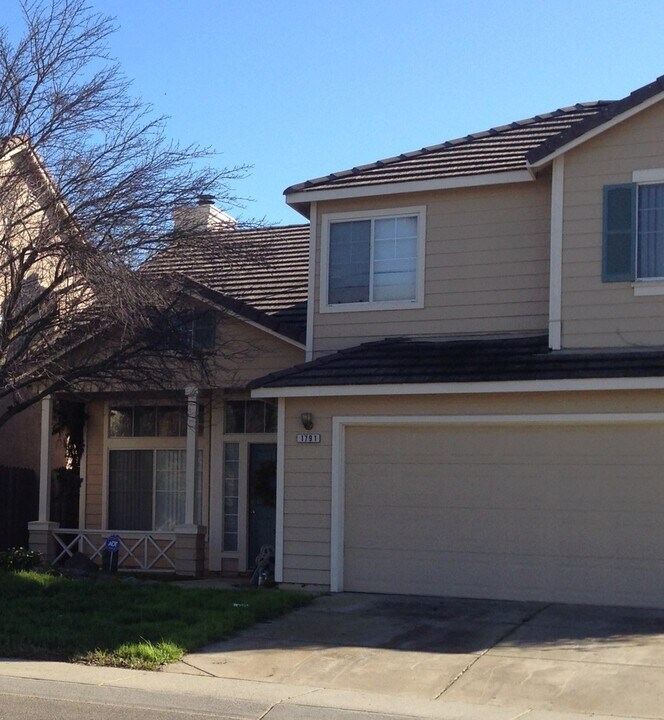 1791 Oleander Dr in Yuba City, CA - Building Photo