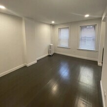 16 Temple St, Unit 31 in Boston, MA - Foto de edificio - Building Photo