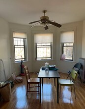 1412 Commonwealth Ave in Boston, MA - Foto de edificio - Building Photo