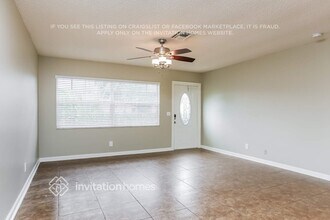 6713 Riparian Rd in Atlantis, FL - Foto de edificio - Building Photo