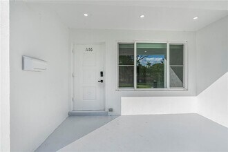 1116 N 31st Ave in Hollywood, FL - Foto de edificio - Building Photo