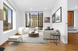 41-32 27th St in Queens, NY - Building Photo