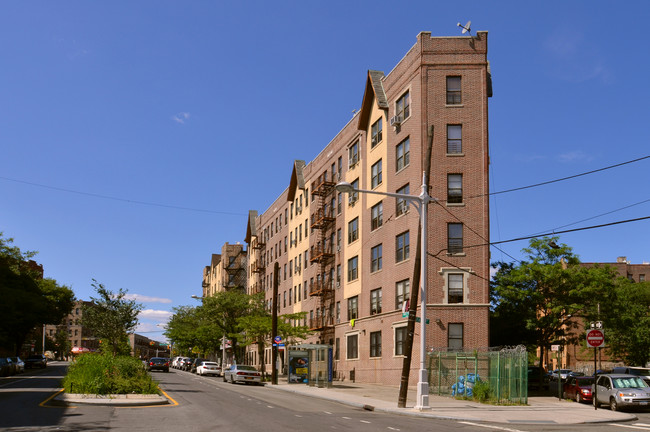 760 Hunts Point Ave in Bronx, NY - Building Photo - Building Photo