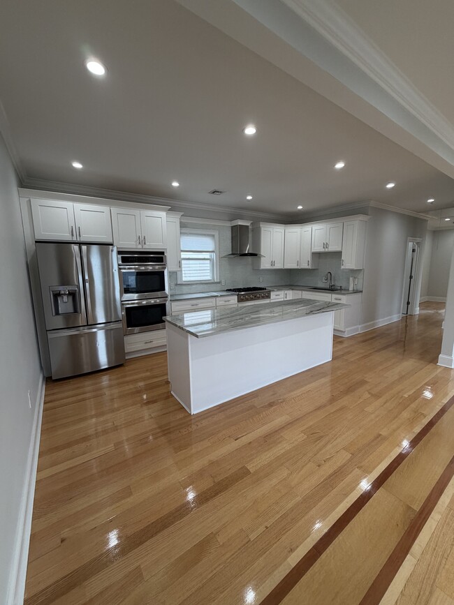 property at 27 Lyon St