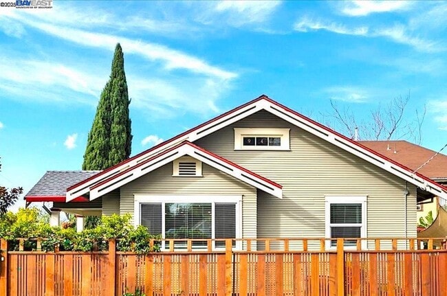 property at 945 E 24th St