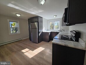 286 N Oak Ave in Media, PA - Building Photo - Building Photo