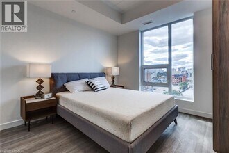 49 Walnut St S in Hamilton, ON - Building Photo - Building Photo