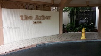 1400 St Charles Pl in Pembroke Pines, FL - Building Photo