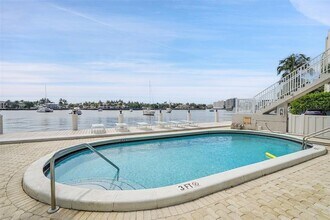 95 N Birch Rd, Unit 302 in Fort Lauderdale, FL - Building Photo - Building Photo