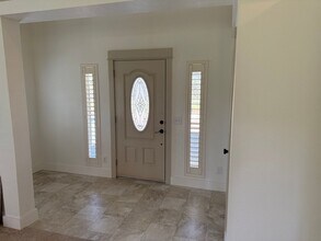 12388 Bayshore St in Marysville, CA - Building Photo - Building Photo