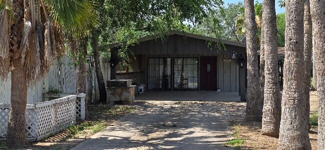 1709 E Sioux Rd in Donna, TX - Building Photo - Building Photo