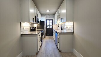 918 Concordia Ln, Unit 1 in Clayton, MO - Building Photo