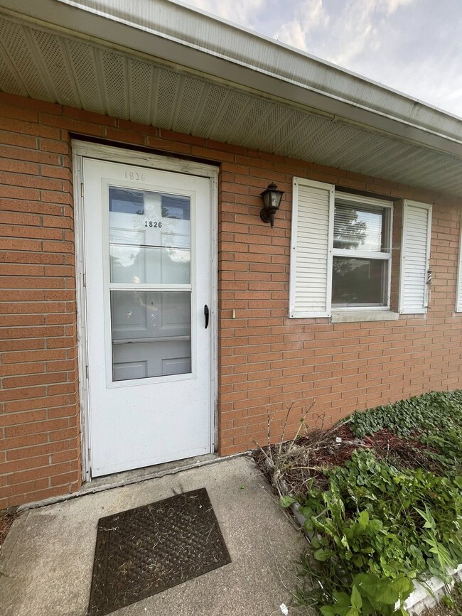 property at 1826 Newark Rd
