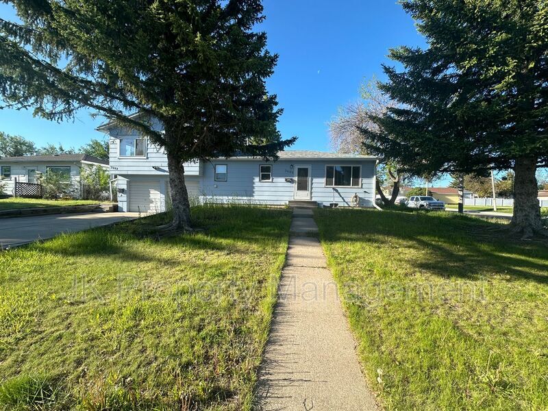 3600 9th Ave N in Great Falls, MT - Building Photo