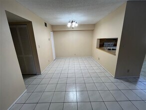 407 Gardens Dr in Pompano Beach, FL - Building Photo - Building Photo