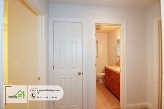 3377 Heritagetown Dr in Redding, CA - Building Photo - Building Photo