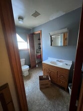 8015 Colonial Dr in Niagara Falls, NY - Building Photo - Building Photo