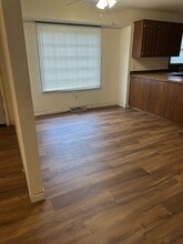 3356 W Camelot St in Springfield, MO - Building Photo - Building Photo