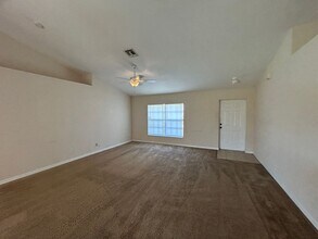 1605 Nelson Rd N in Cape Coral, FL - Building Photo - Building Photo