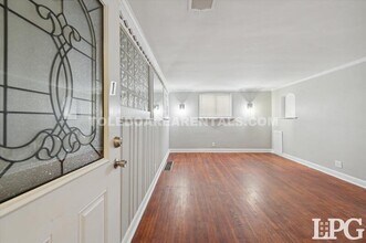 2146 Wyndhurst Rd in Toledo, OH - Building Photo - Building Photo