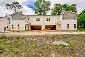 Liberty Landing in Wilmington, NC - Building Photo - Building Photo