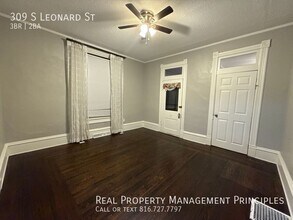 309 S Leonard St in Liberty, MO - Building Photo - Building Photo