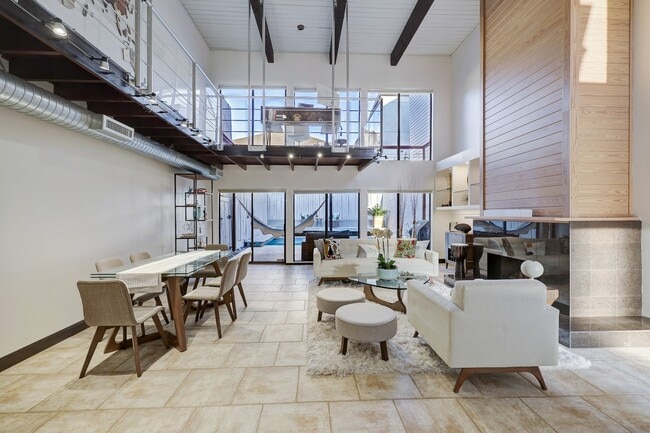 2117 1/2 Hazard St in Houston, TX - Building Photo - Building Photo