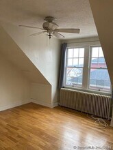 9 Longworth Ave in Middletown, CT - Building Photo - Building Photo