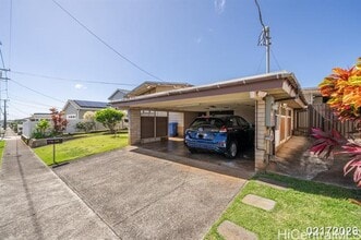 1470 Ala 'Amo'amo St in Honolulu, HI - Building Photo - Building Photo