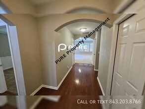 126 Mayfield Dr in Goose Creek, SC - Building Photo - Building Photo