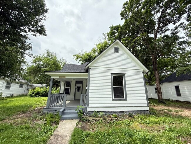 property at 30 Anderson St