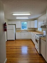 17 Concord St, Unit 2 in Belmont, NH - Building Photo - Building Photo