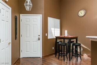 3320 S Fort Apache Rd in Las Vegas, NV - Building Photo - Building Photo
