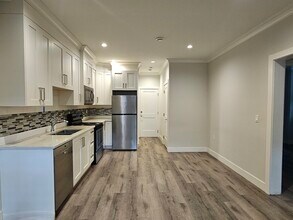 5483-5188 188 St in Surrey, BC - Building Photo - Building Photo