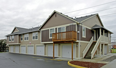 Sumner Square in Sumner, WA - Foto de edificio - Building Photo