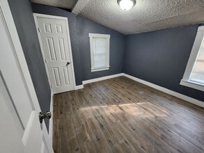 505 N Nichols St in Fort Worth, TX - Building Photo - Building Photo