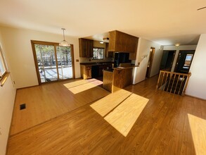 1086 Clear View Dr in South Lake Tahoe, CA - Building Photo - Building Photo