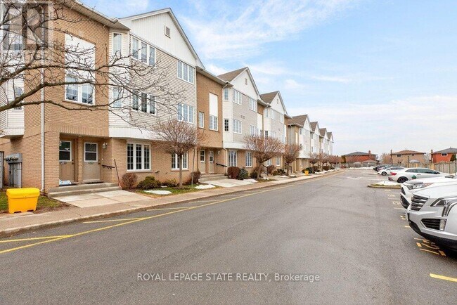 511 Hwy 8 in Hamilton, ON - Building Photo - Building Photo