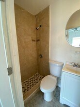 115 NE 192nd St in Miami, FL - Building Photo - Building Photo