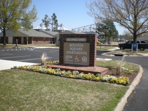 Augusta Square Apartments in Augusta, AR - Building Photo