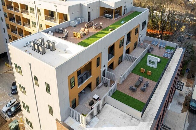 112 Rogers St NE, Unit Pullman Flats Unit 412 in Atlanta, GA - Building Photo - Building Photo
