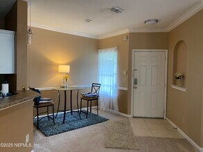 10000 Gate Pkwy in Jacksonville, FL - Building Photo - Building Photo