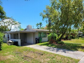 8575 SW 125th St in Miami, FL - Building Photo