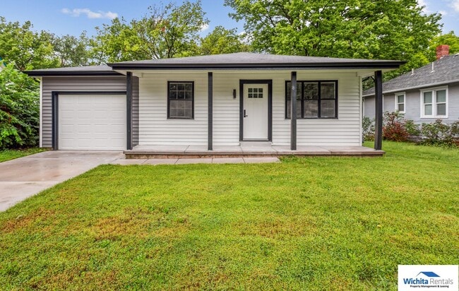 property at 251 N Spruce St